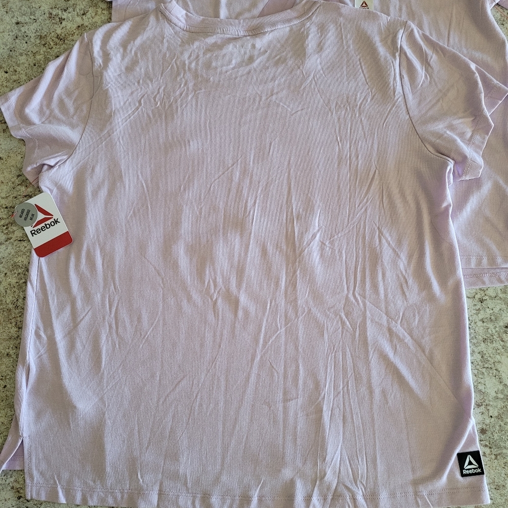 Bundle Of 2 Reebok NWT Shirts (L) - Picture 8 of 9